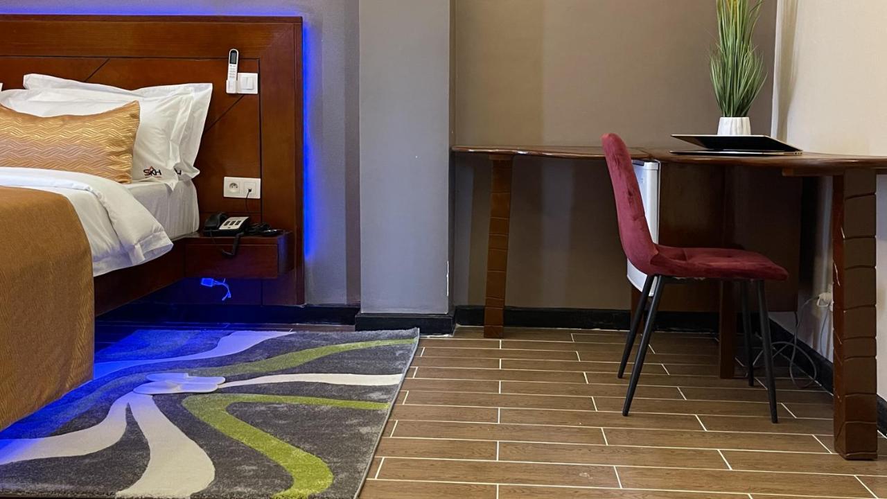 Sky Kenako Hotel كريبي المظهر الخارجي الصورة