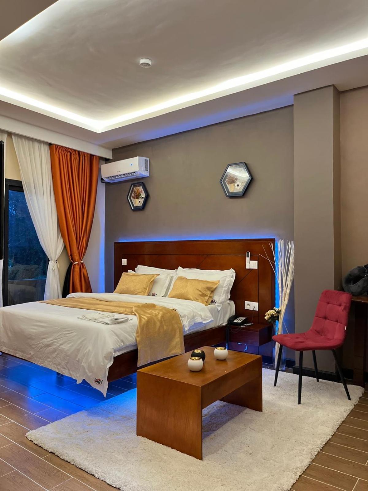 Sky Kenako Hotel كريبي المظهر الخارجي الصورة